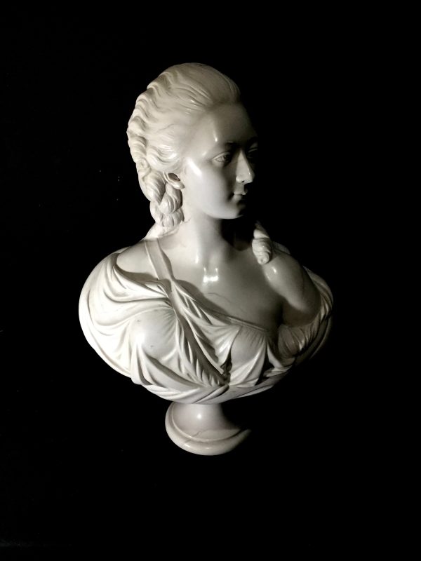 Madame Dubarry Bust Fashion