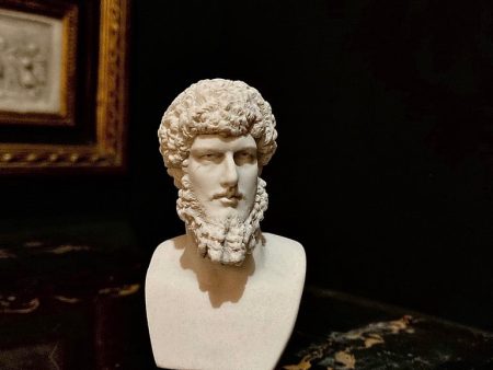 Lucius Verus Miniture+ Supply